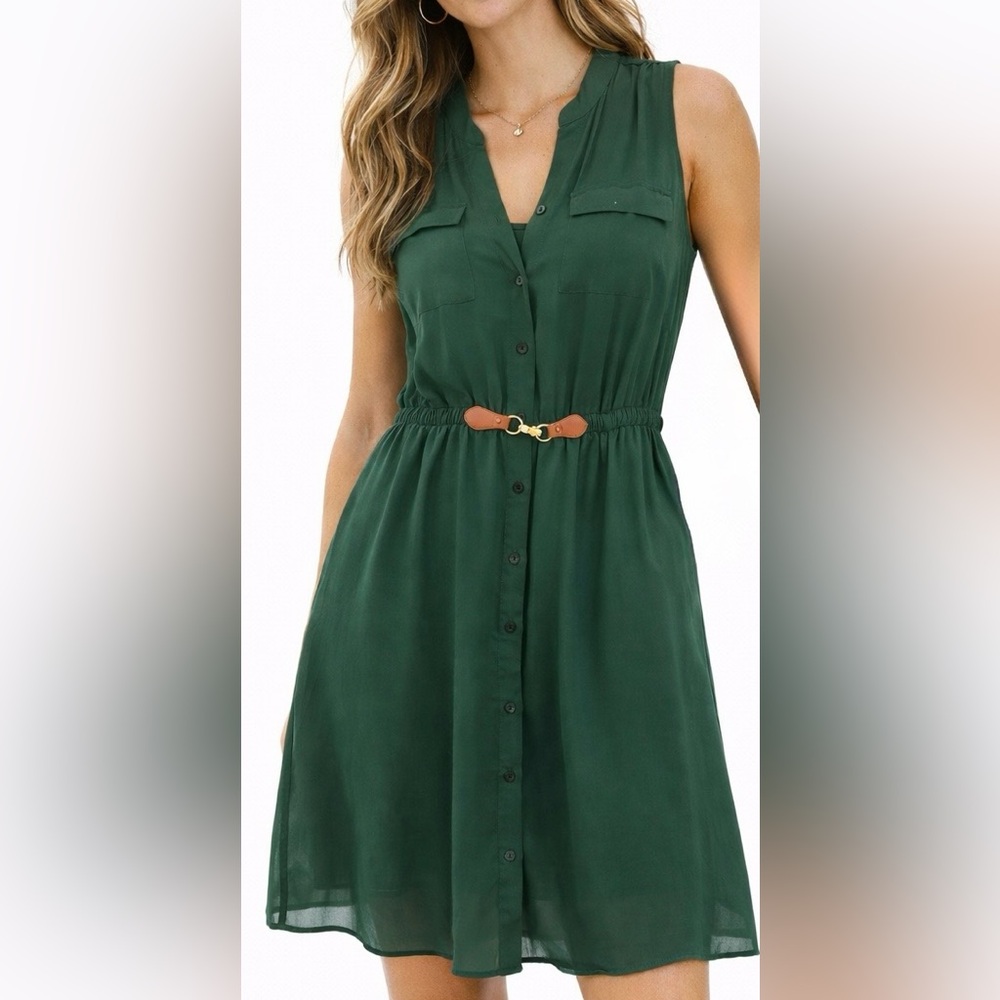 NWOT- Elegant Green Sleeveless Dress